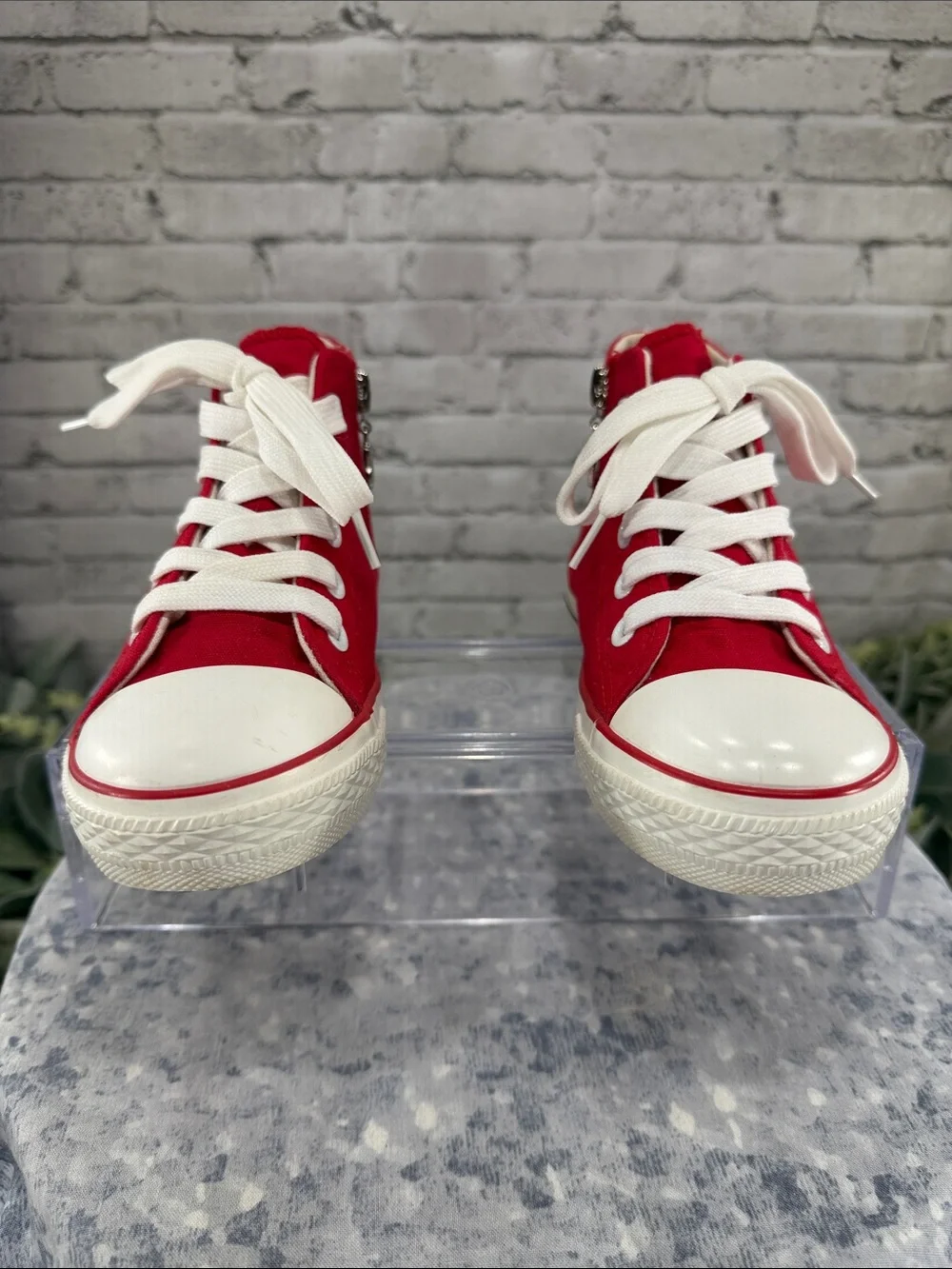 REN BEN - Red Canvas Classic Mid-High Fashion Sneakers - Boys 13M ❤️ EUC